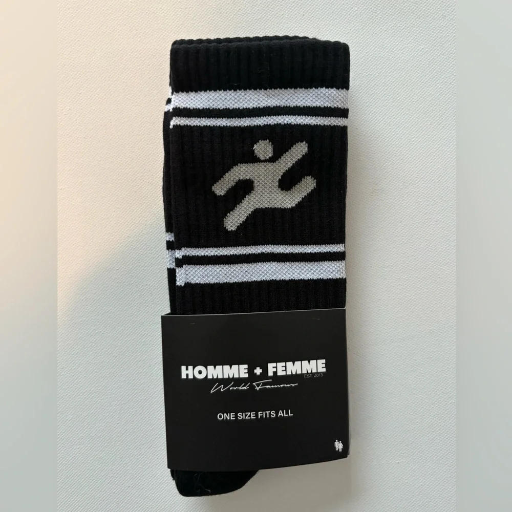 NWT Unisex Homme + Femme One Size Fits All Black Crew Socks